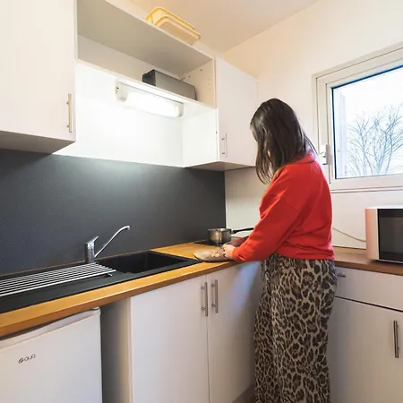 Les Mimosas - App 03 - Cosy Rdc